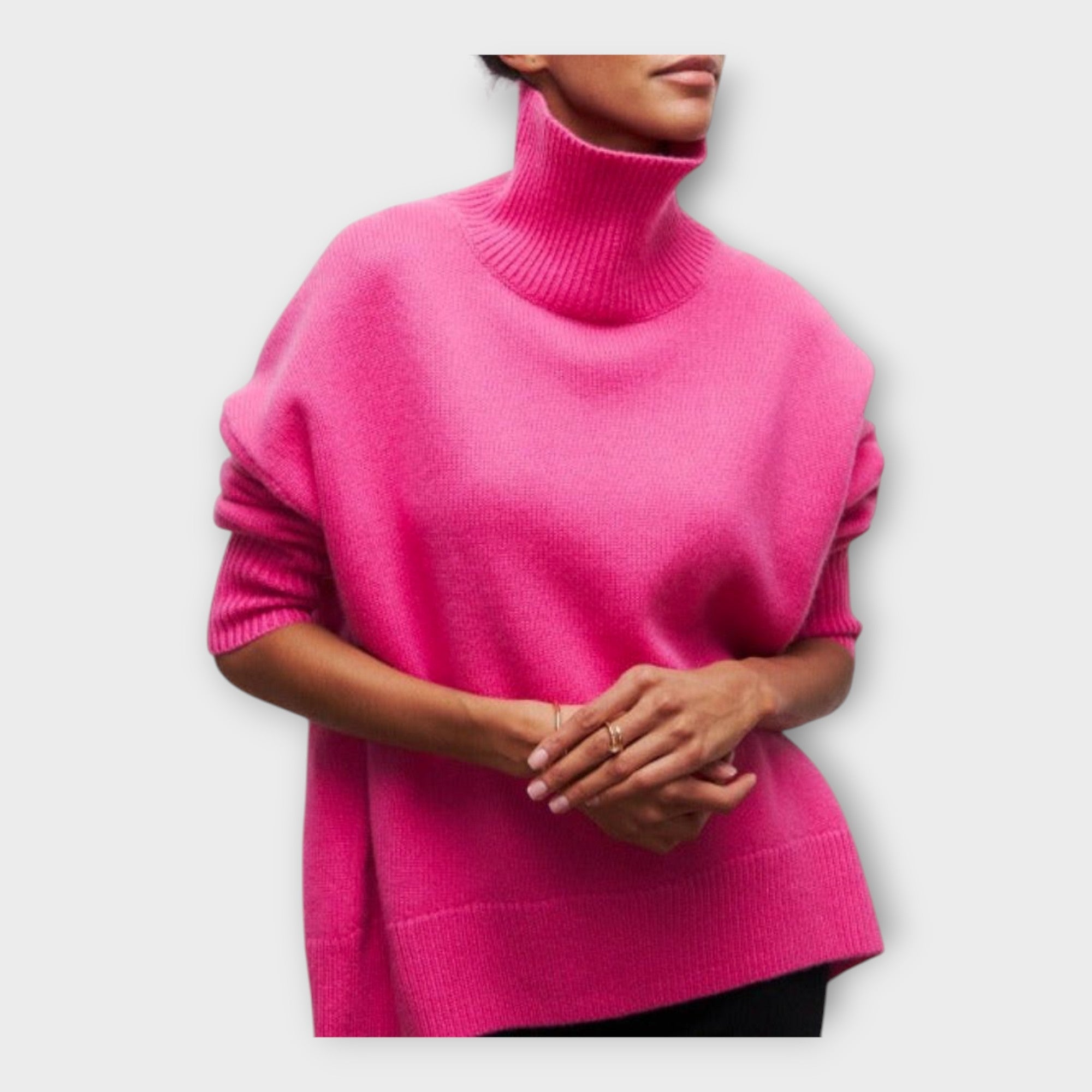 Pleteni Pulover s Visokim Ovratnikom