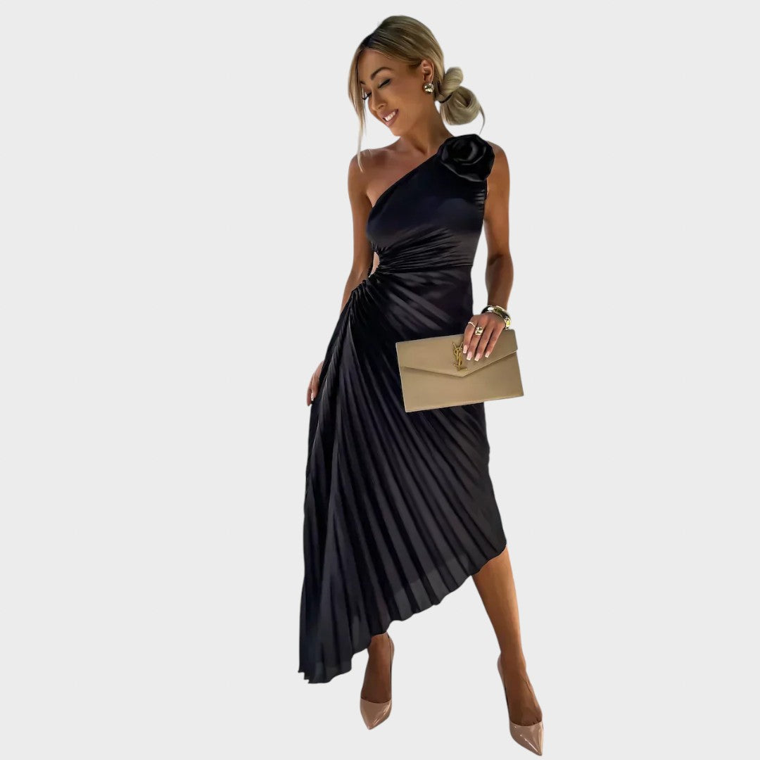 Nika - Elegantna Haljina s Naborima na Ramenu