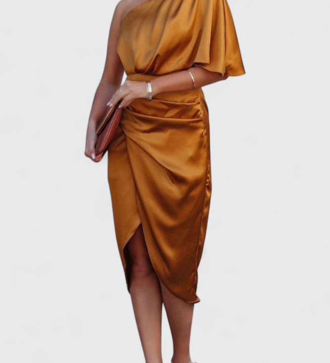 Danica Haljina Fluida s Elegantnom i Vječnom Siluetom